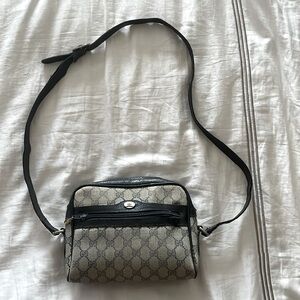Elegant Black and Gray Crossbody Bag